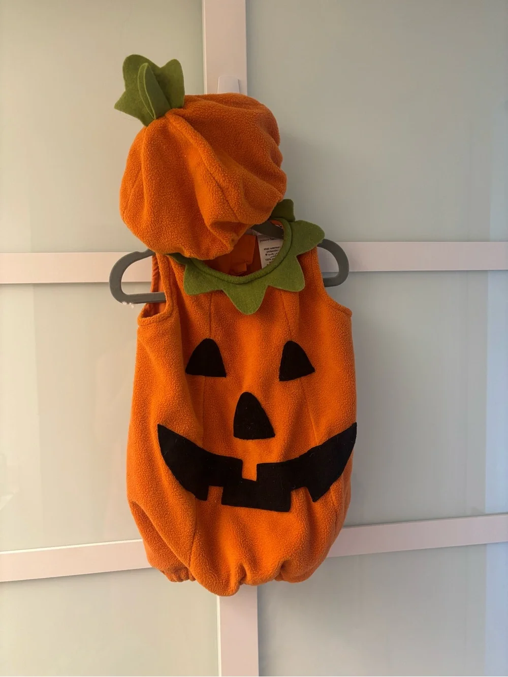 Pottery Barn Kids Orange Pumpkin Jack-O'-Lantern Costume with Green Stem